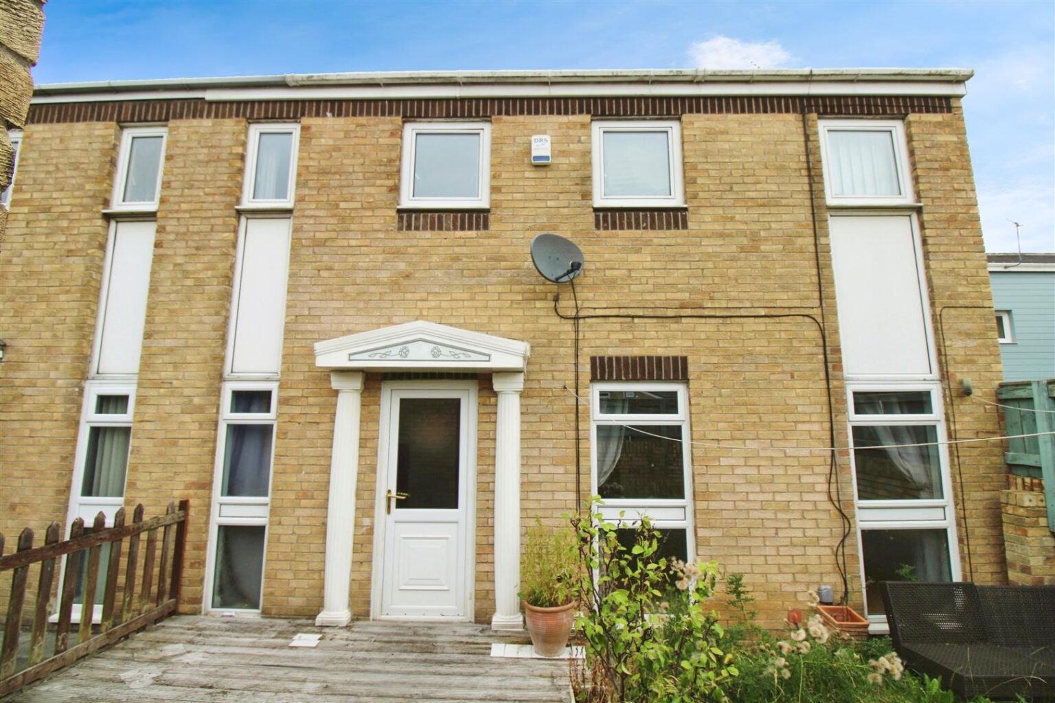 Wuppertal Court, Jarrow