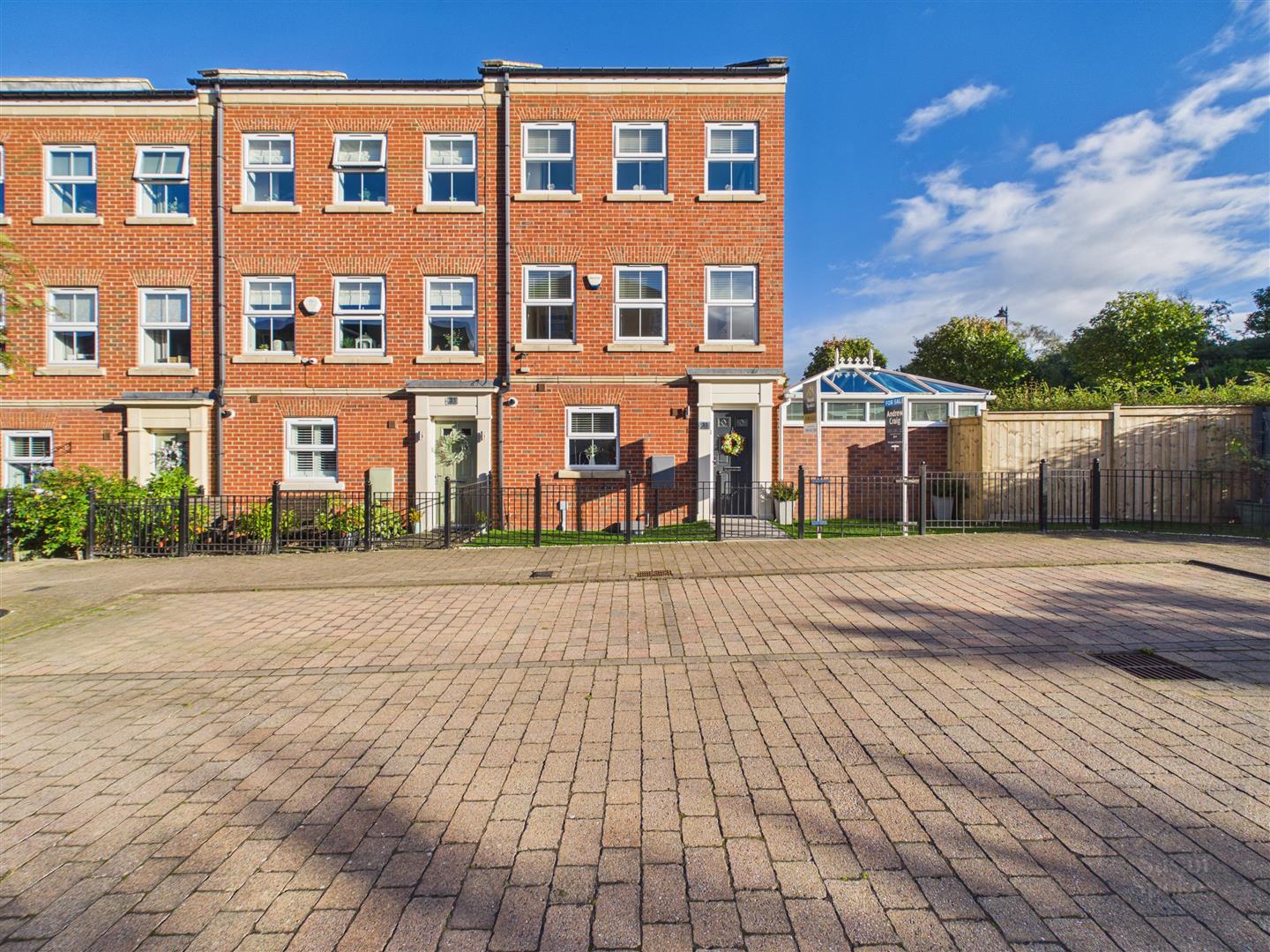 Brass Thill Way